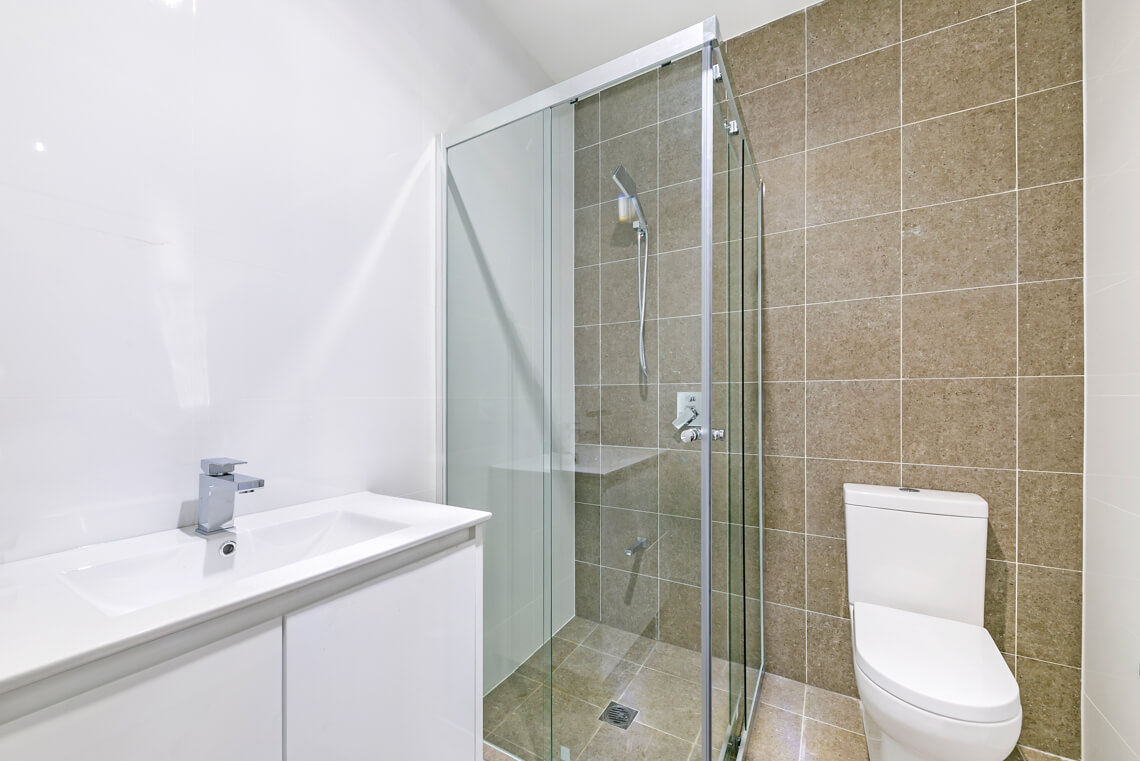 Wentworthville – R62