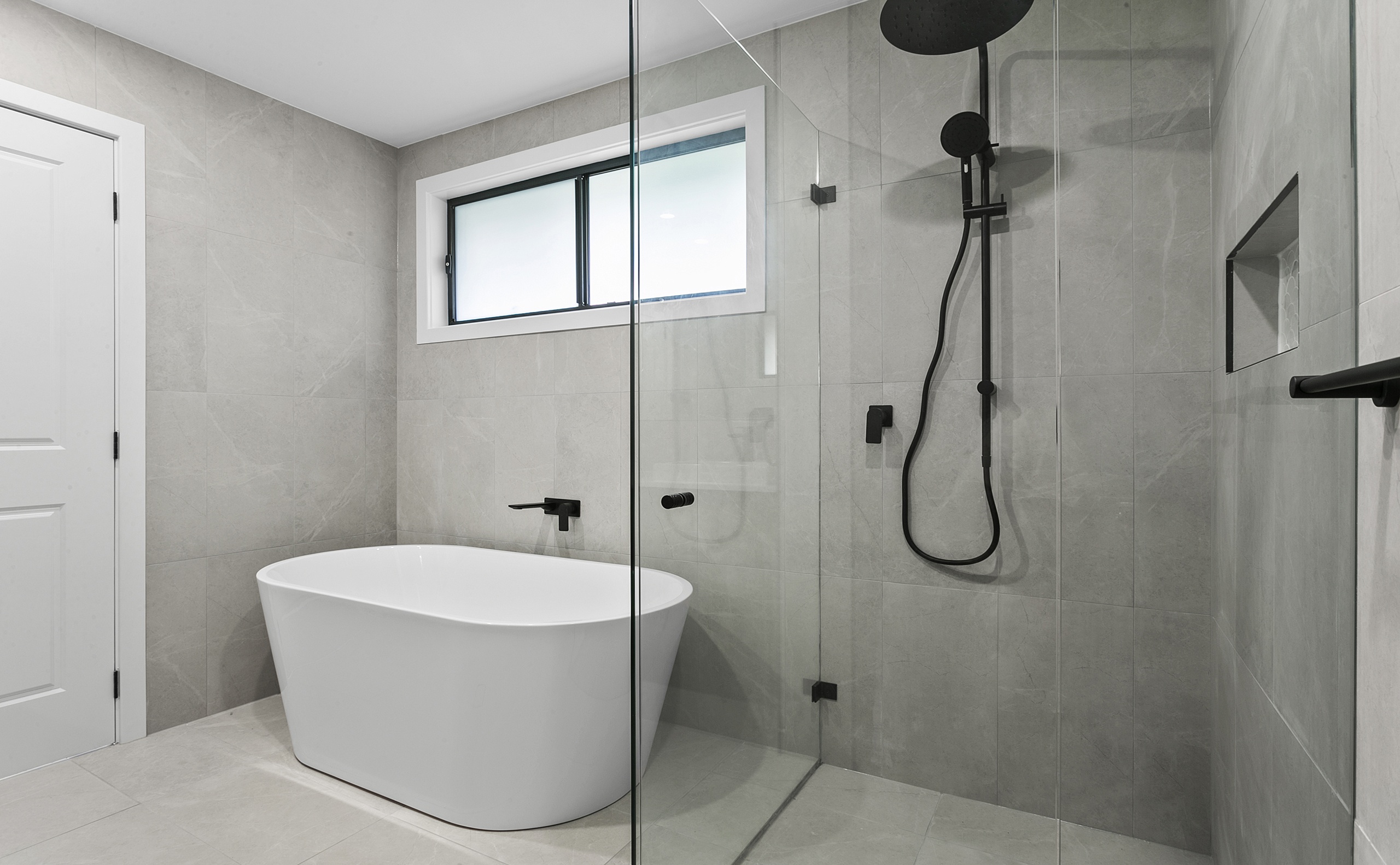 luxurious bathtub in display home