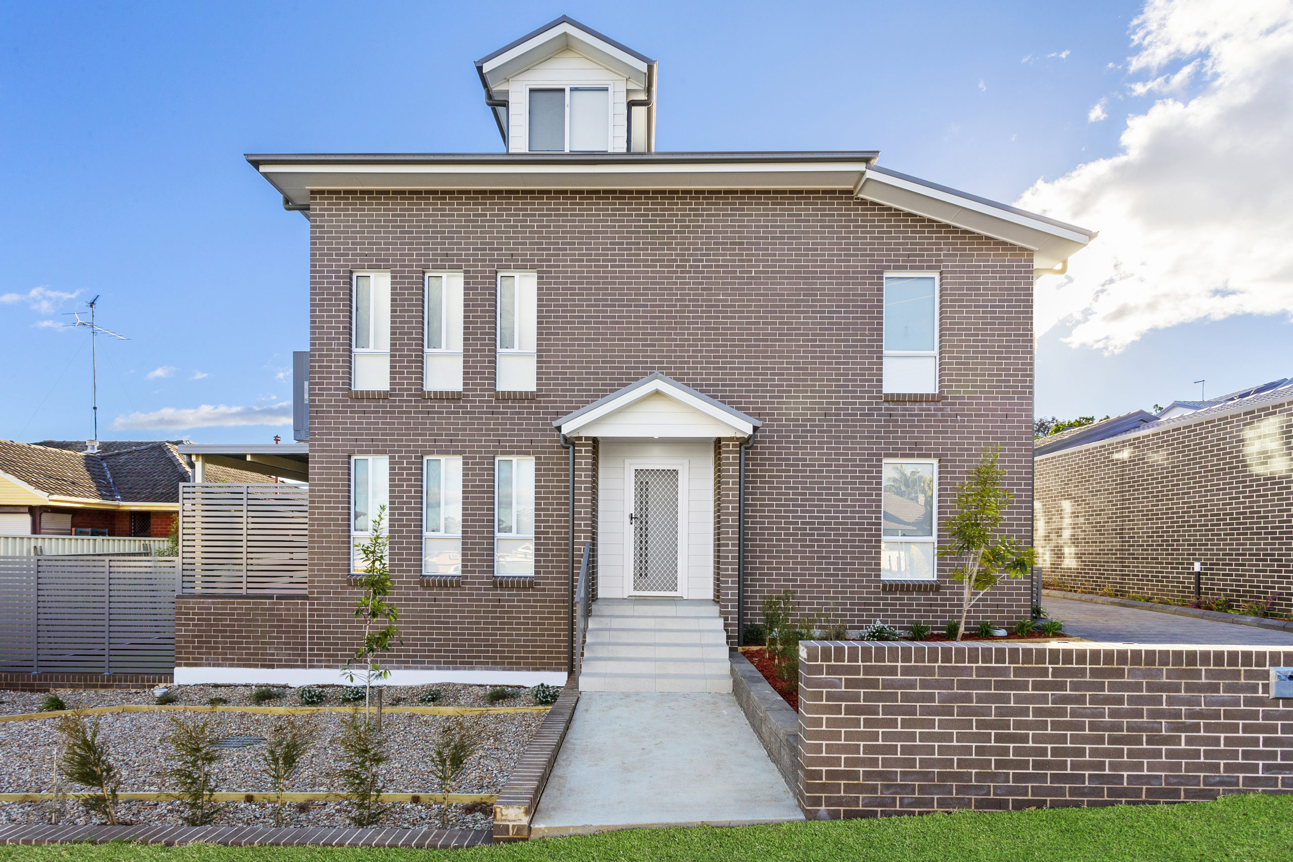 Campbelltown – R14 (Townhouses)