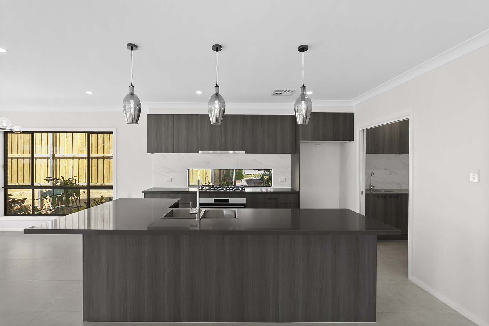 Menangle Park – R26