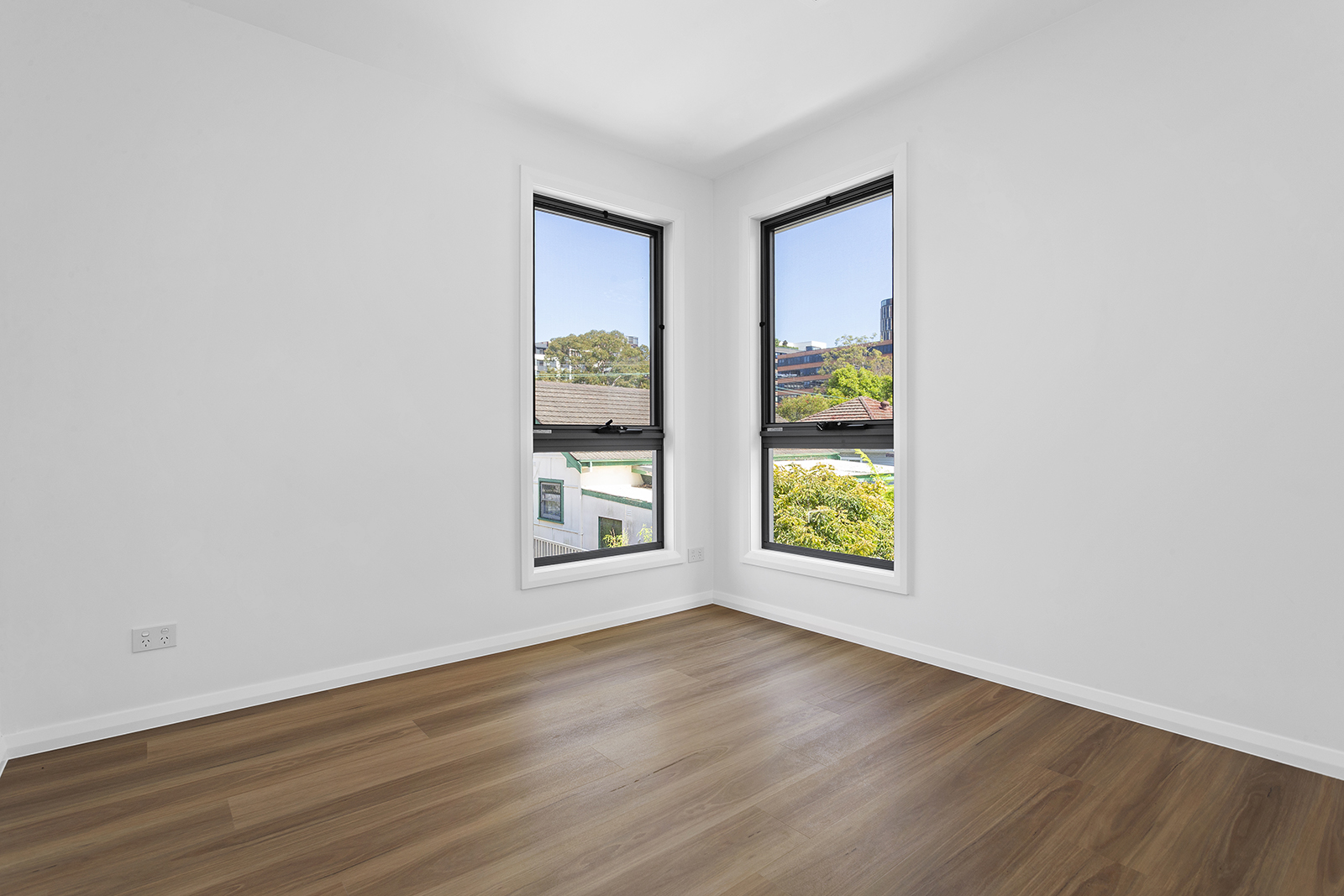 Melrose Park – W23