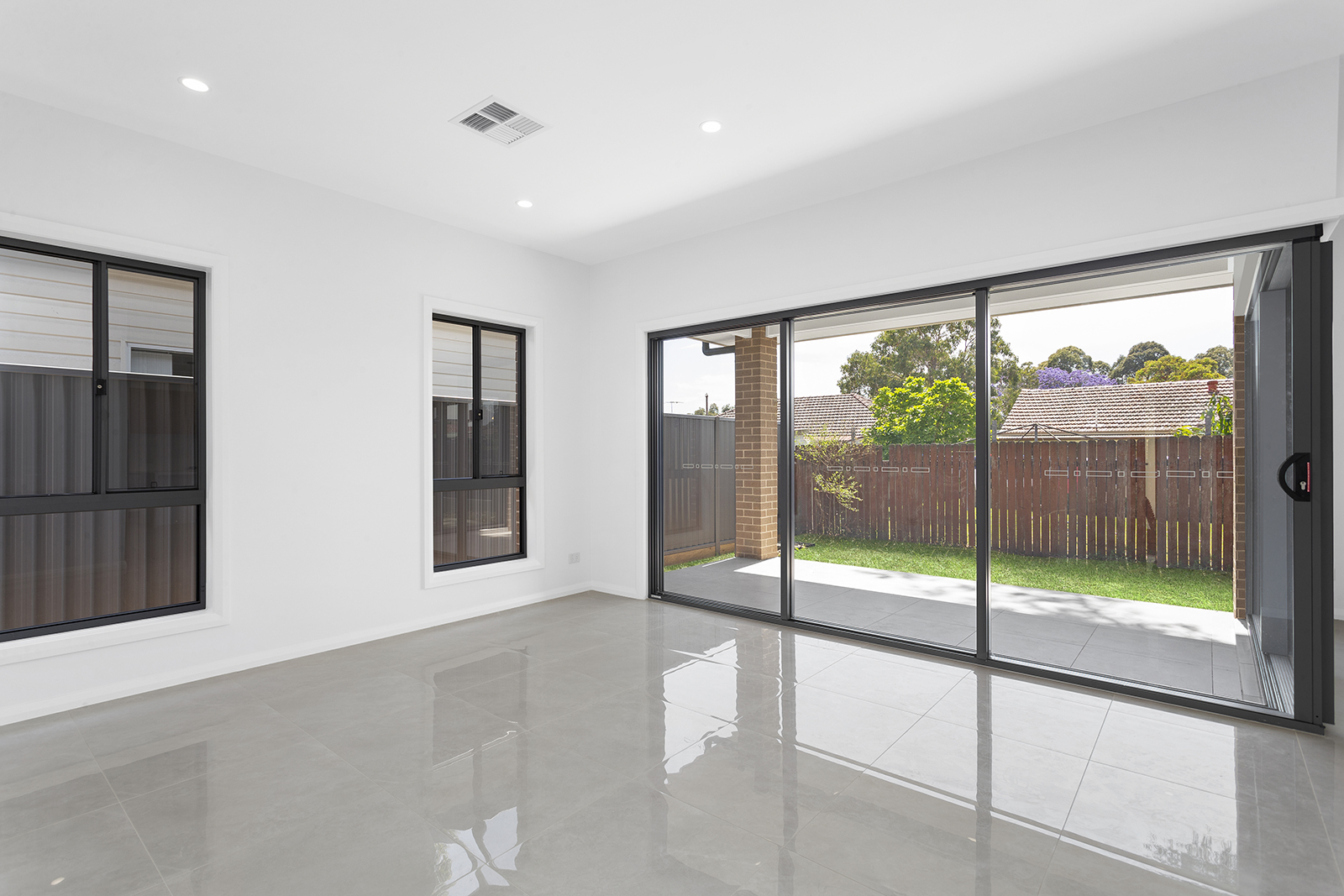 Melrose Park – W23